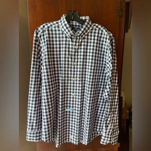 Classic fit Vineyard Vines Men’s Murray shirt, size large